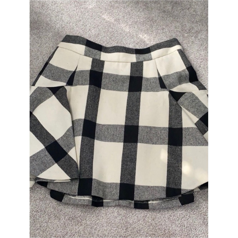 Banana Republic Black & White Plaid Flared Skirt